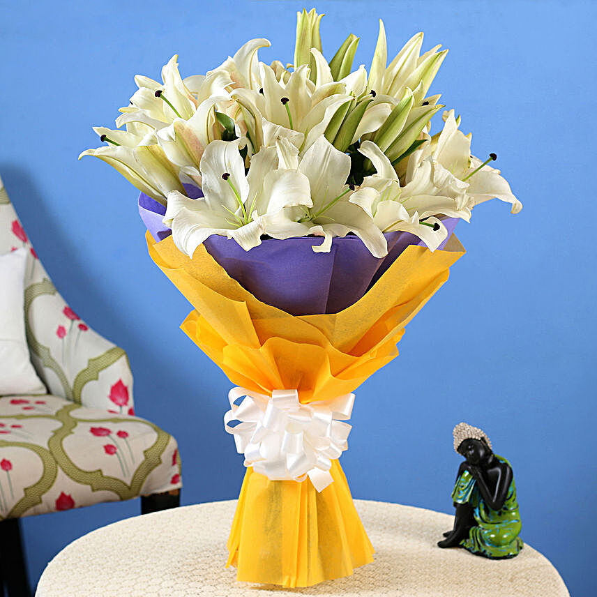 Beautiful 7 White Oriental Lilies Bouquet:Lilies to Malaysia