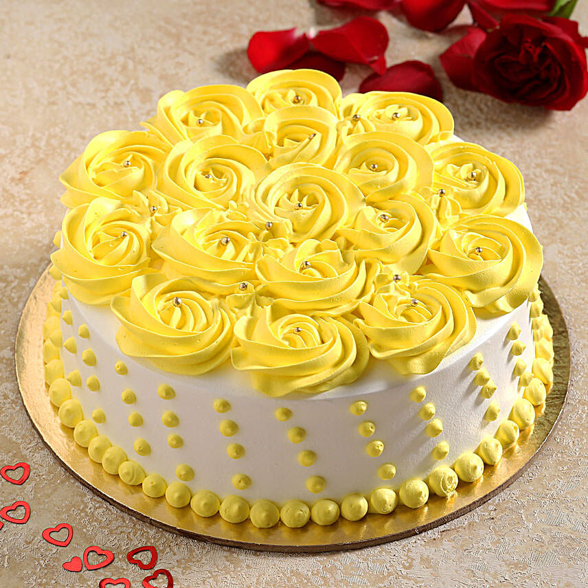 Bright Roses Chocolate Cream Cake Half Kg