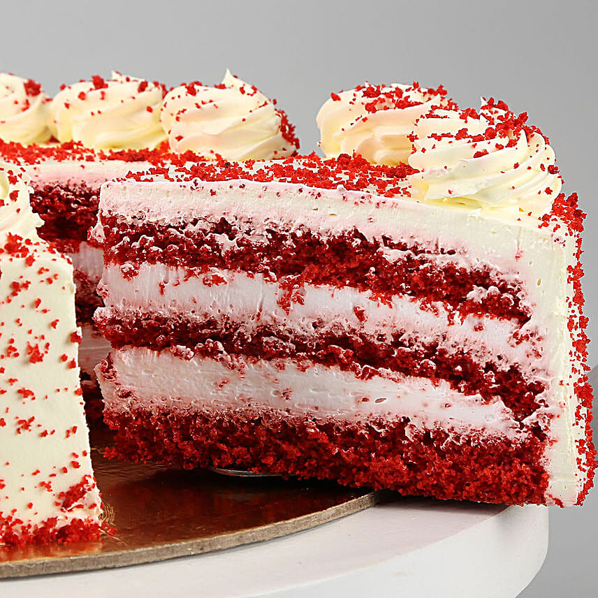 Red Velvet Cream Cake Half Kg