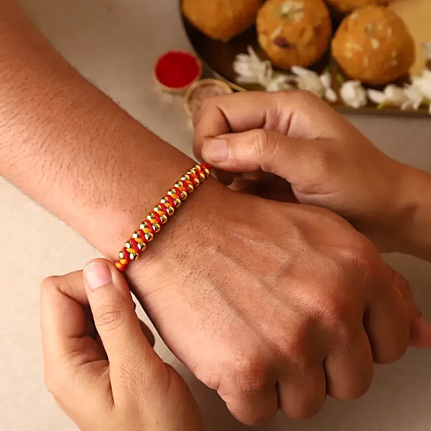 Sneh Classic Look Rakhi & Sweets Tin