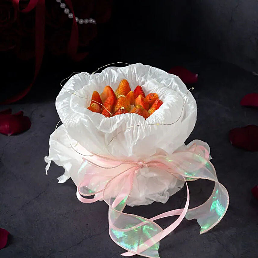 Strawberry Dream Bouquet Designer Cake