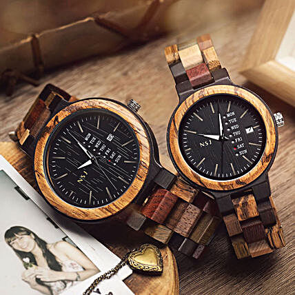 Premium Personalised Wooden Watch:Anniversary Gifts Delivery to Malaysia