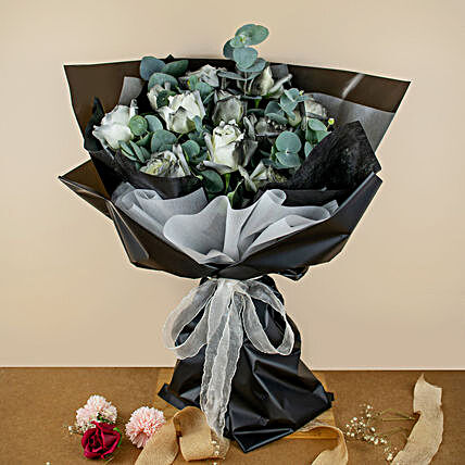 Beautifully Tied Black Roses Bouquet