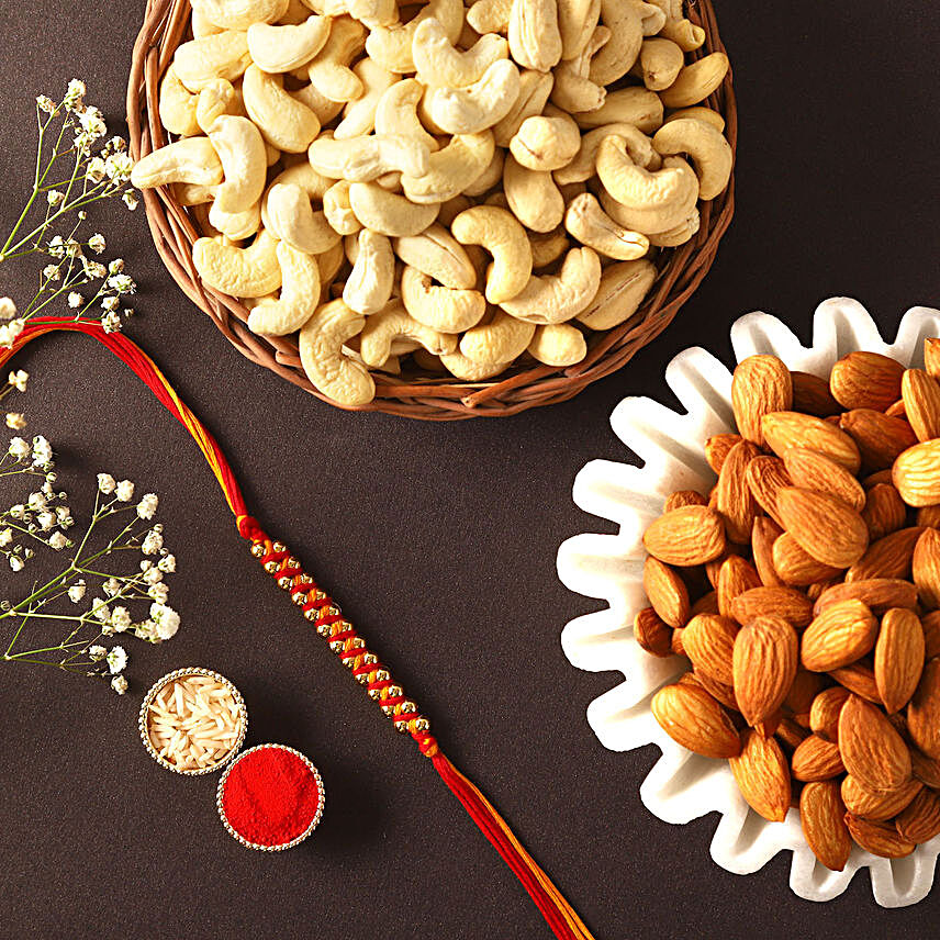 Sneh Classic Gold Rakhi With Almonds & Cashews:Rakhi with Dry Fruits to New Zealand