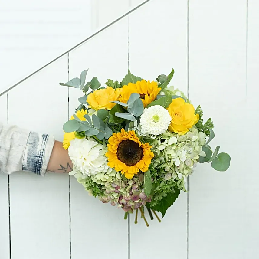 Yellow Spring Posys