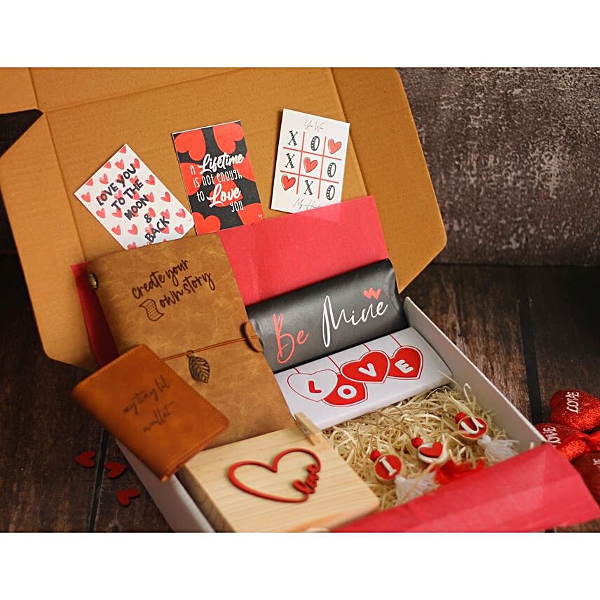 Love You Hamper:Valentines Day Gifts to Oman