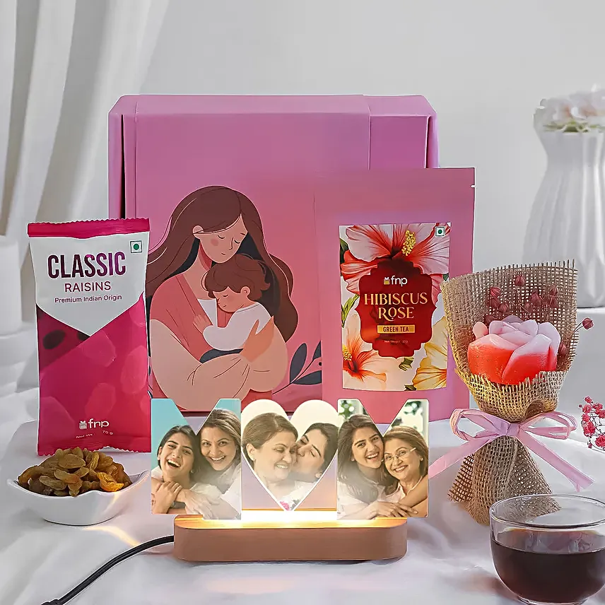 Heartfelt Delight Hamper for Mothers Day