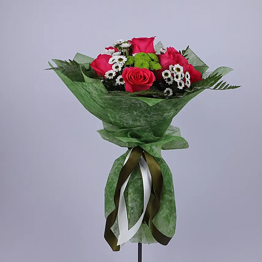 Mesmerizing Bouquet Of Dark Pink Roses