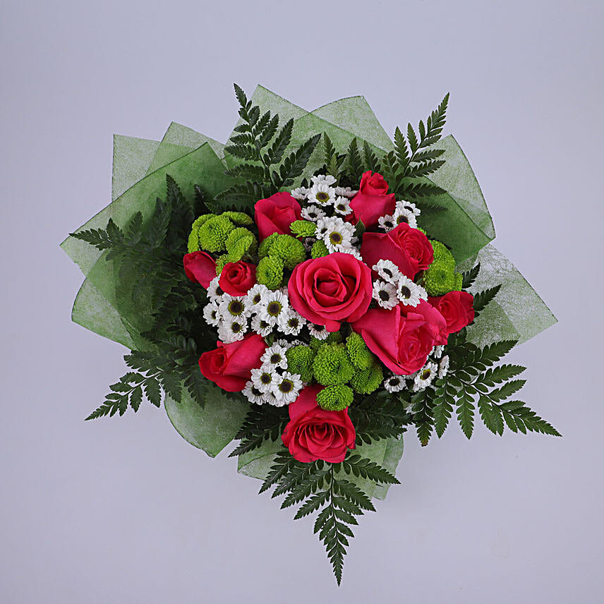 Mesmerizing Bouquet Of Dark Pink Roses