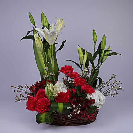 Floral Basket Of Elegance:Send Corporate Gifts to Oman