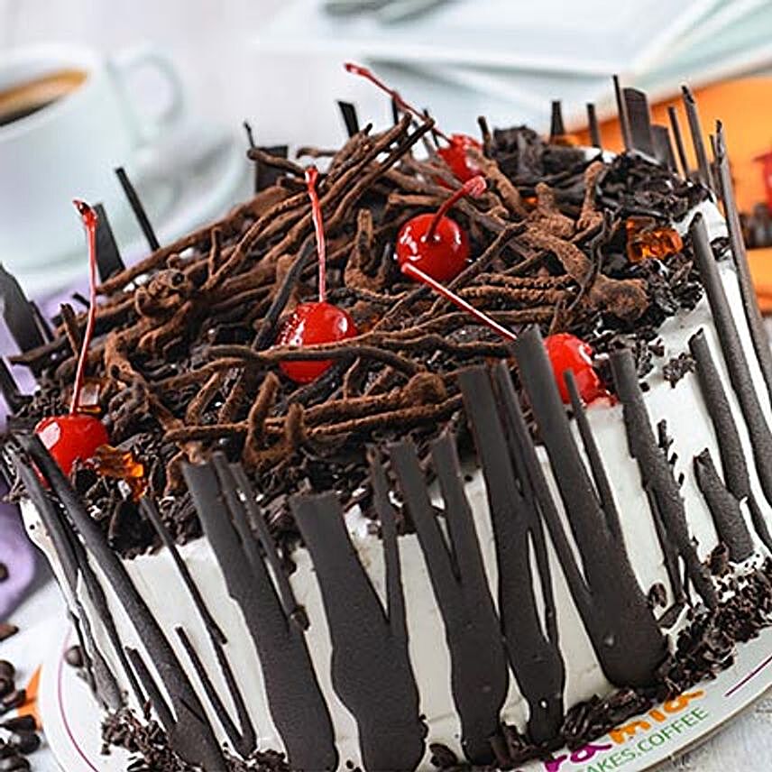 Yummy Choco Cherry Cake:Chocolate Cakes to Philippines
