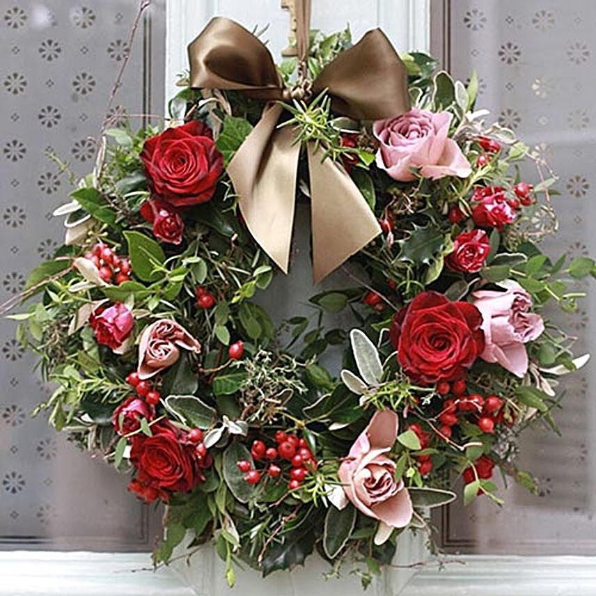 Vivacious Christmas Wreath:Christmas Flowers in Philippines