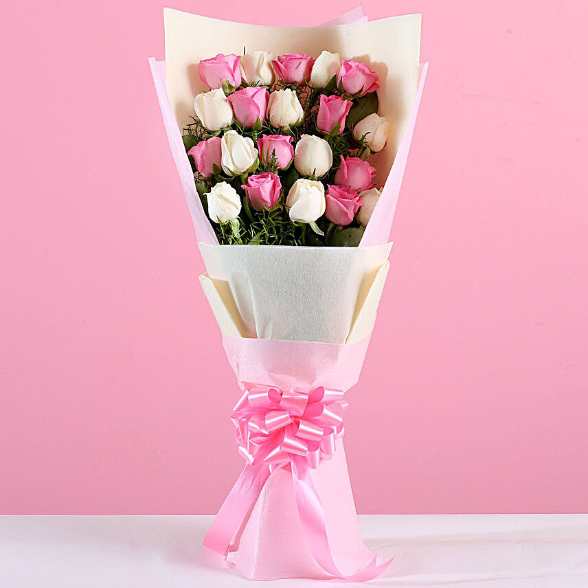 Elegant Roses Bunch:Send Birthday Flowers to Philippines