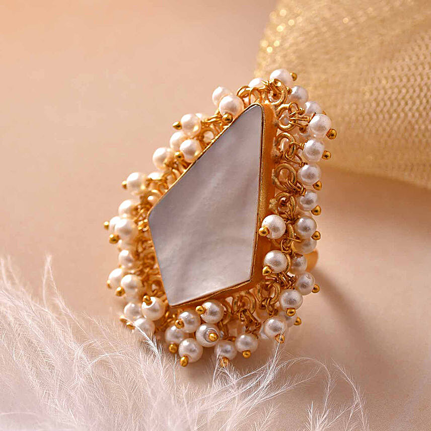 18 Kt Gold Polished Mother Of Pearl Ring:Karwa Chauth Gifts Philippines