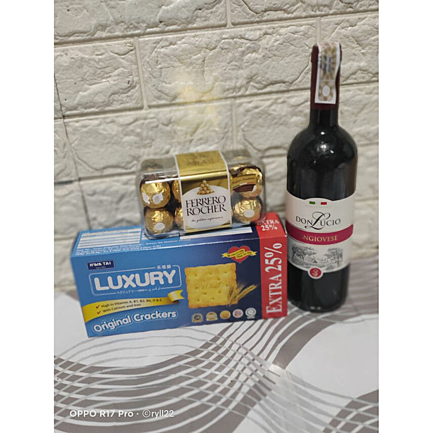 Red Wine And Delightful Treats Christmas Hamper:Gift Baskets to Philippines