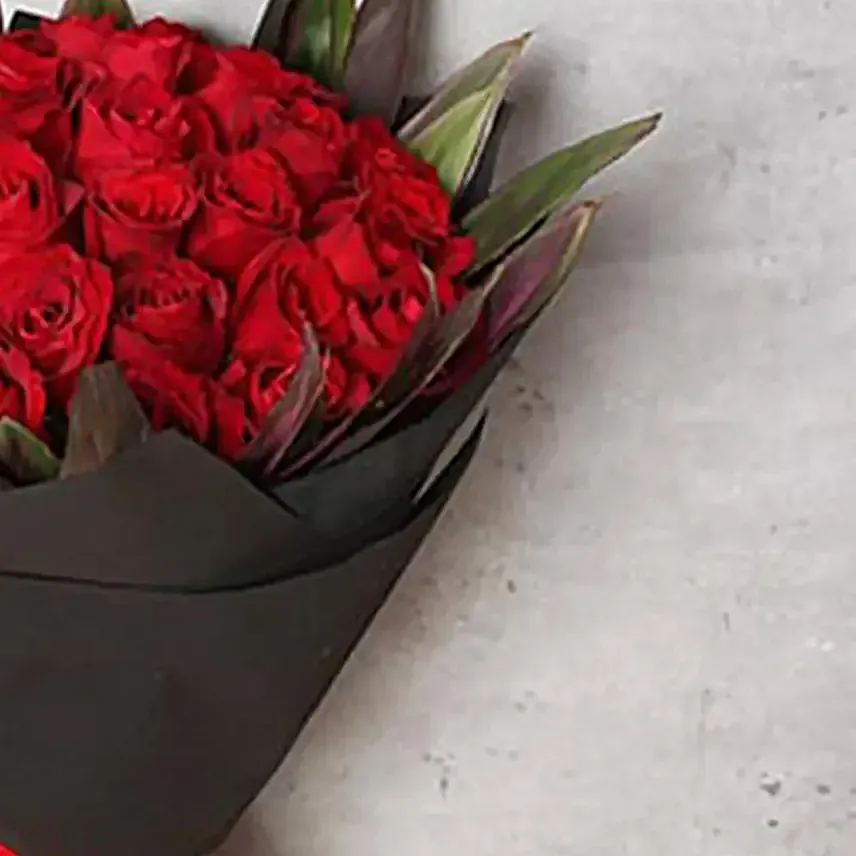 12 Red Roses Bouquet