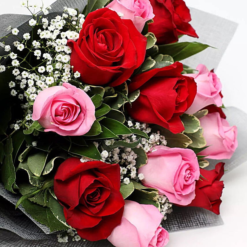 6 Pink And Red Roses Sweet Bouquet