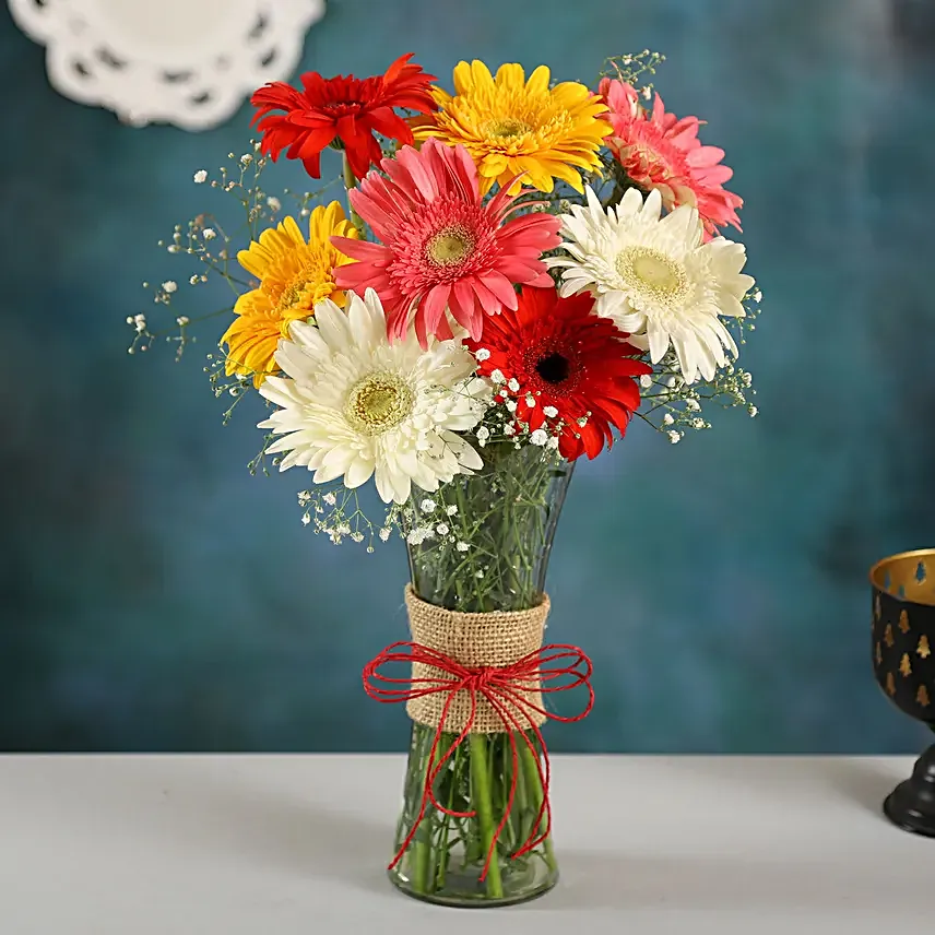Blooming Gerbera Vase Arrangement