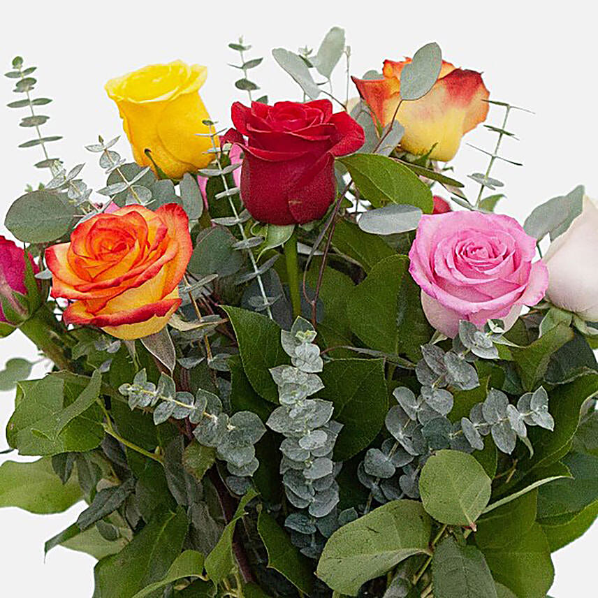 Bunch Of 12 Mixed Roses Glass Vase Arrangement
