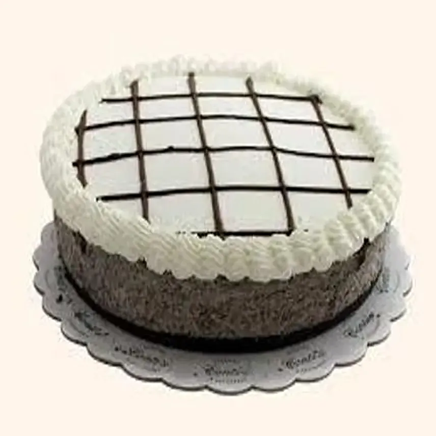 Enticing Cookies And Cream Cheesecake