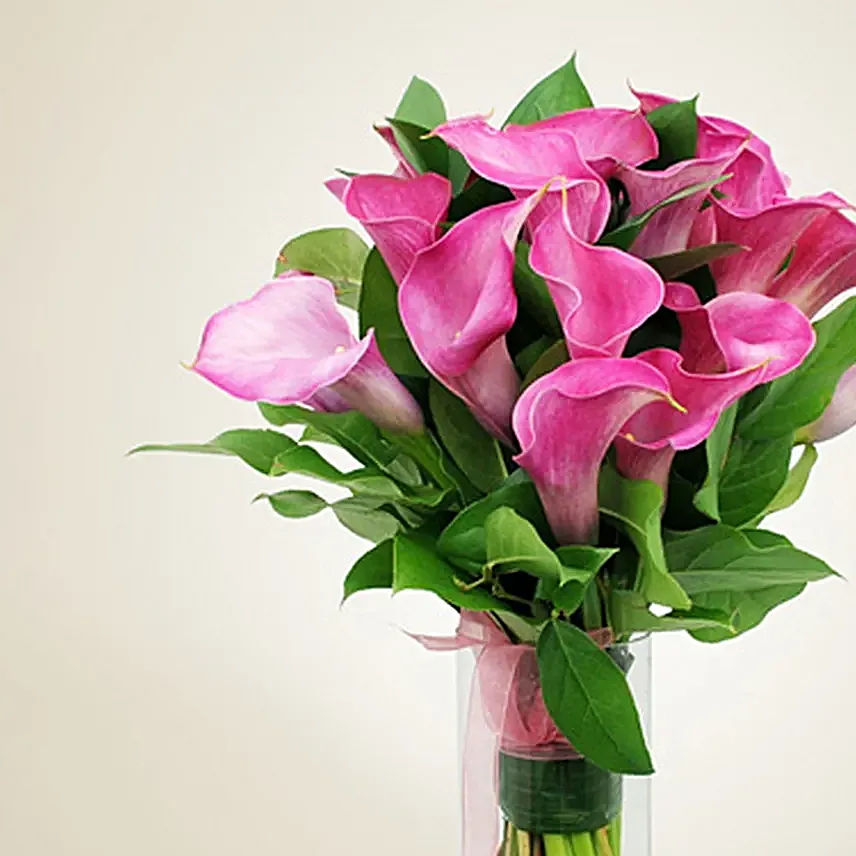 Gracious Pink Calla Lilies Glass Vase