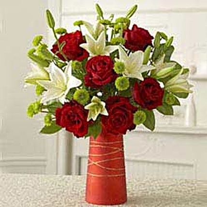Magical -PIL:Send Christmas Flowers to Philippines