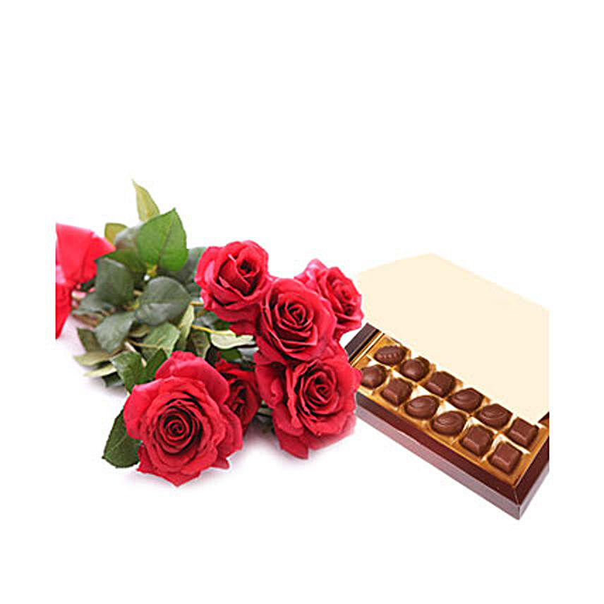 Simply Roses and Chocolates:Mixed Flowers to Qatar