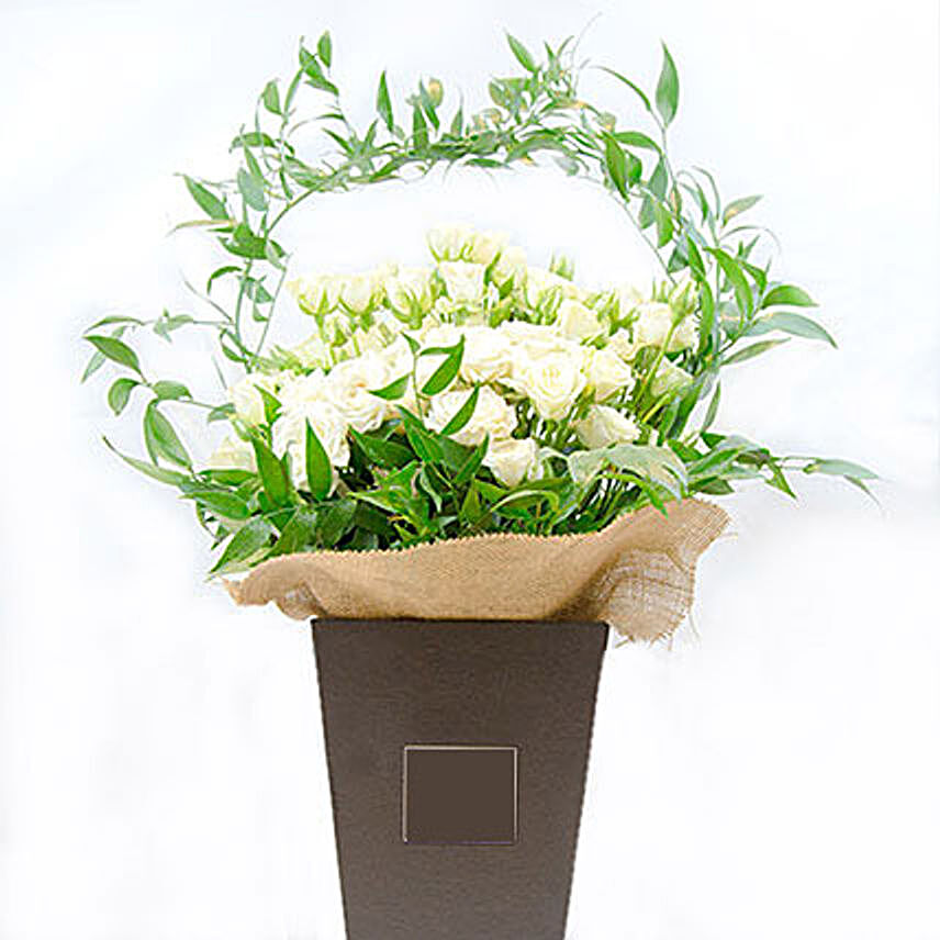 Fresh And Pure White Bouquet