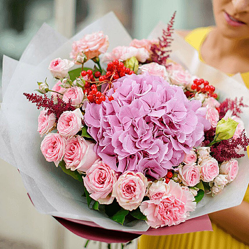 attractive  bunch of flowers online:Send Mixed Flowers to Qatar