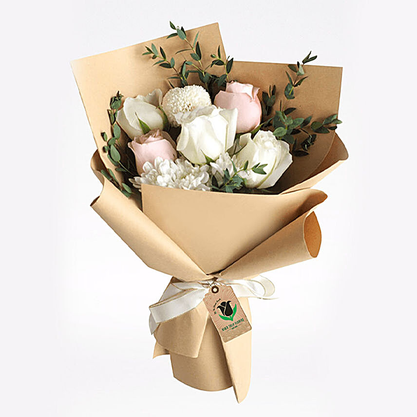 Sweet Roses Bouquet:Send Flower Bouquets to Qatar