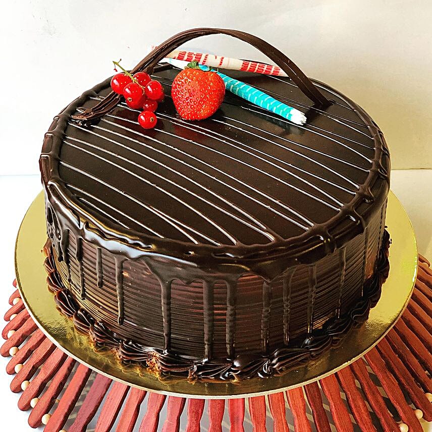 Heavenly Chocolate Fudge Cake Half Kg qatar Gift Heavenly Chocolate