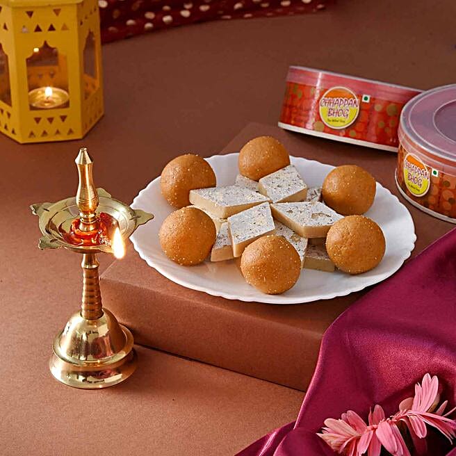 Kerala Deep And Sweets Hamper qatar Gift Kerala Deep And Sweets