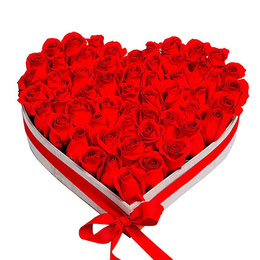 Red Roses Charm Heart Shape Arrangement:Valentine's Day Flowers to Qatar