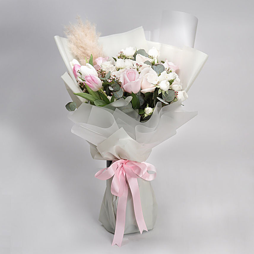 Classic Mixed Flowers Bouquet