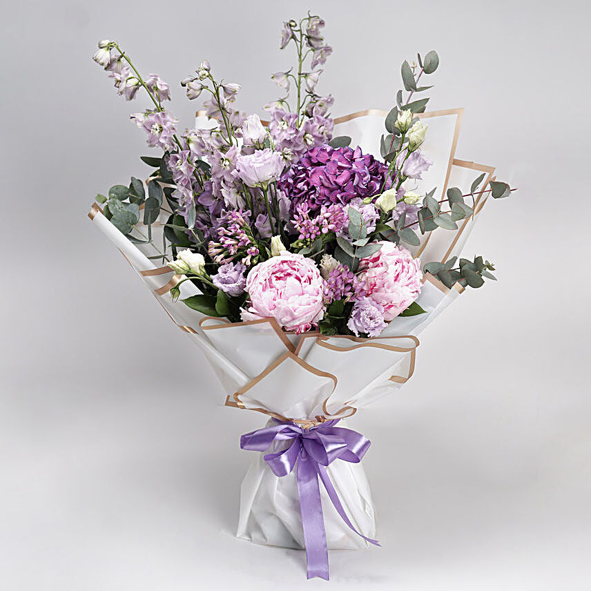 Mesmerising Mixed Flowers Bouquet:Congratulations Gifts to Qatar