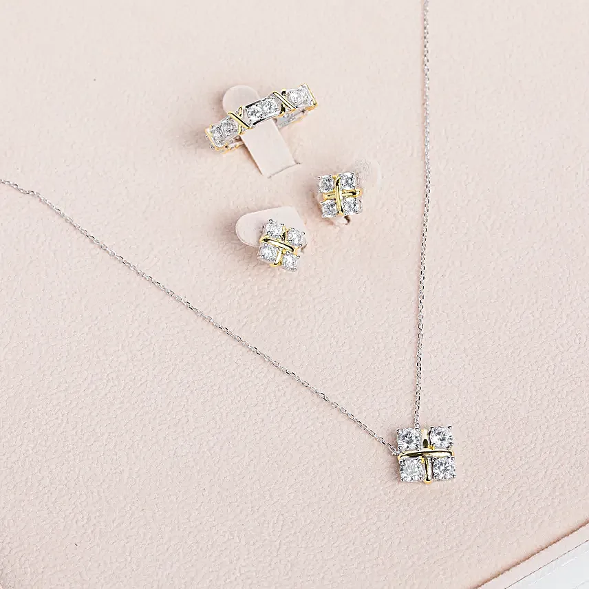 Floral Charm with Necklace