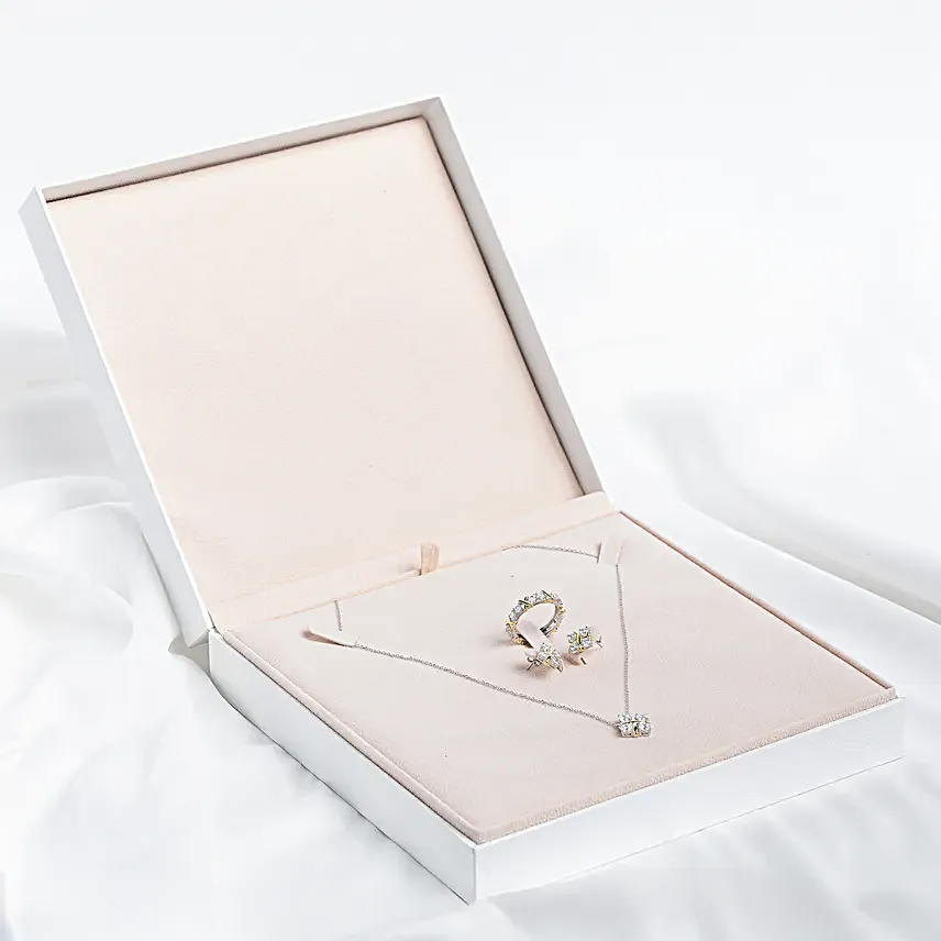 Floral Charm with Necklace