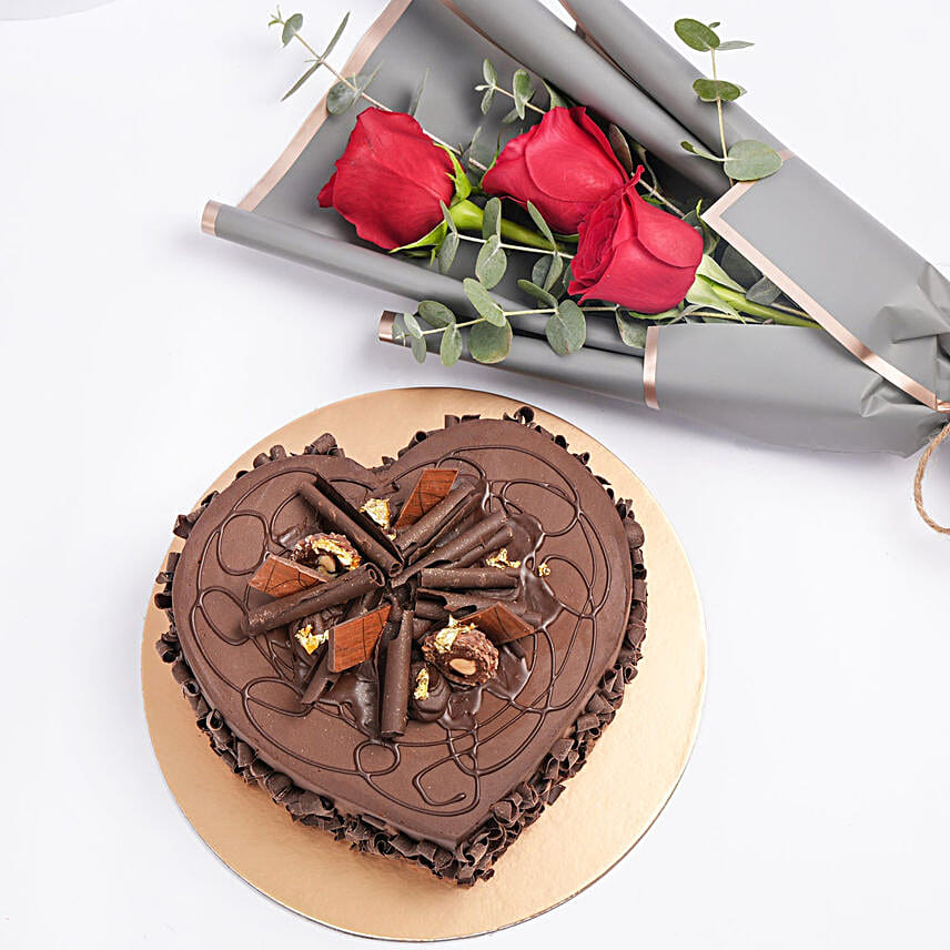 Red Roses Bouquet N Chocolate Cake Combo