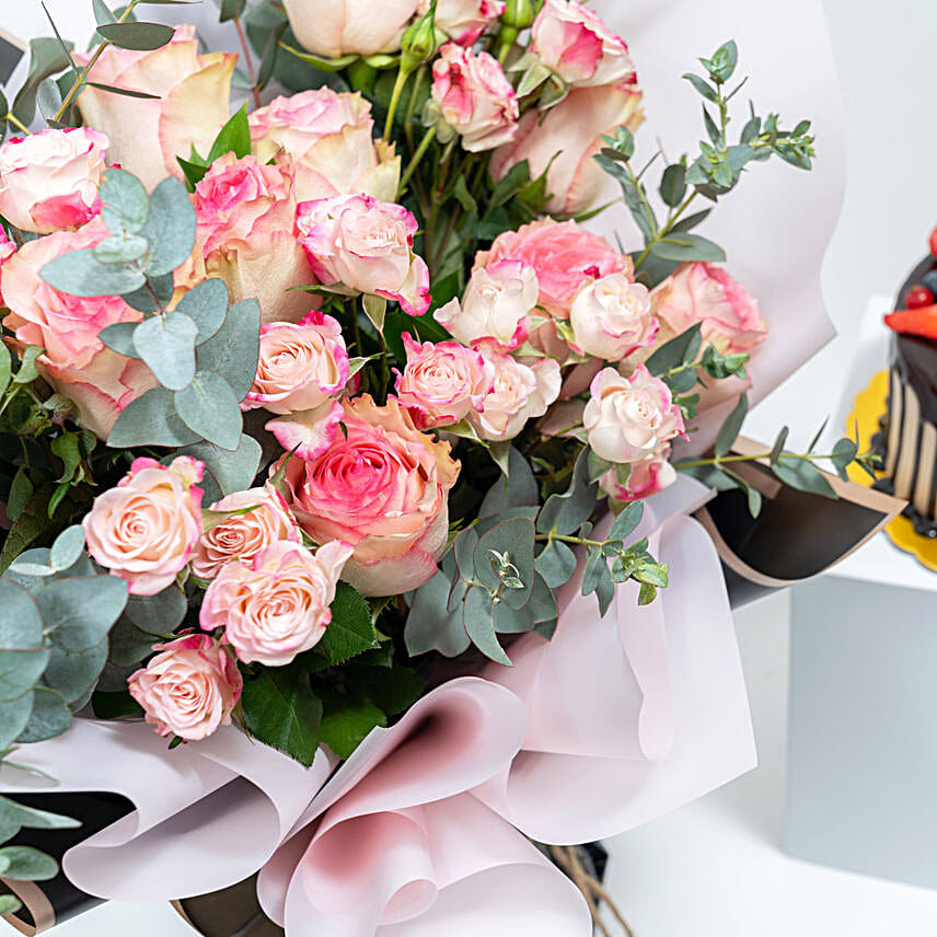 Beautiful Flower Bouquet with Black Forest Cake