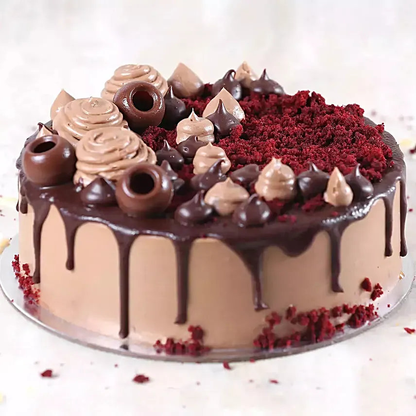 Chocolaty Red Velvet Cake Half Kg