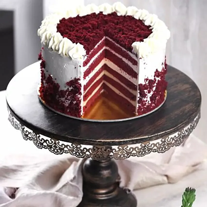 Red Velvet Cream Cake Half Kg