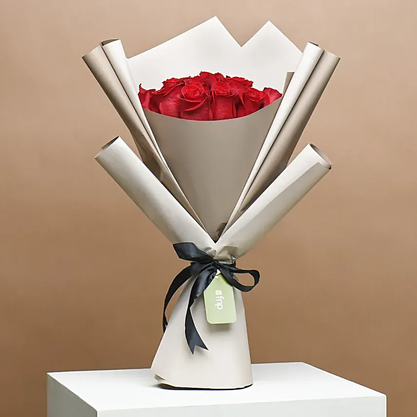 Scarlet Enchantment Roses N Cake Surprise