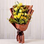 Bright 15 Yellow Roses Bunch