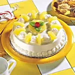 Delicious Pineapple Cream Cake Half Kg