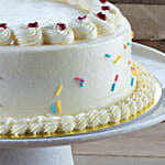 Vanilla Love Designer Cake- Half Kg Eggless