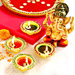 4 Colourful Diyas & Raja Ganesha Idol