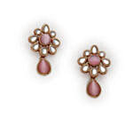 Estele Gold Plated Kundan Necklace Set