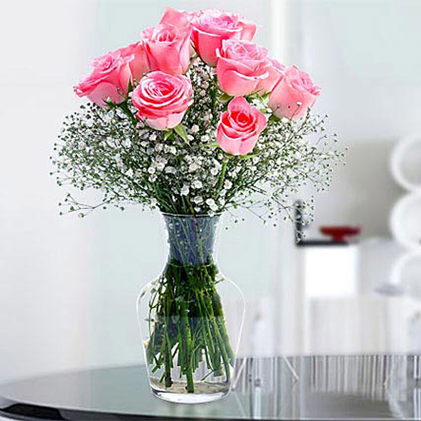 Glorious 12 Pink Roses:Send Roses to Saudi Arabia