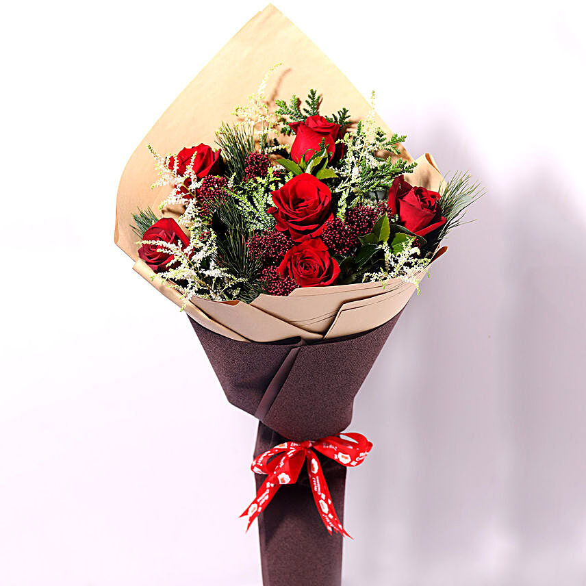 Xmas Special Flower Posy:Christmas Gifts to Saudi Arabia