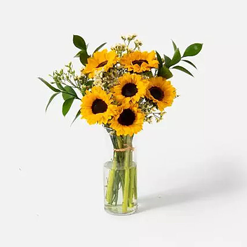 Blooming Sunflowers Vase Arrangement:Romantic Gifts to Saudi Arabia